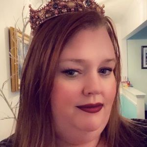 Meet your Posher, Alisha